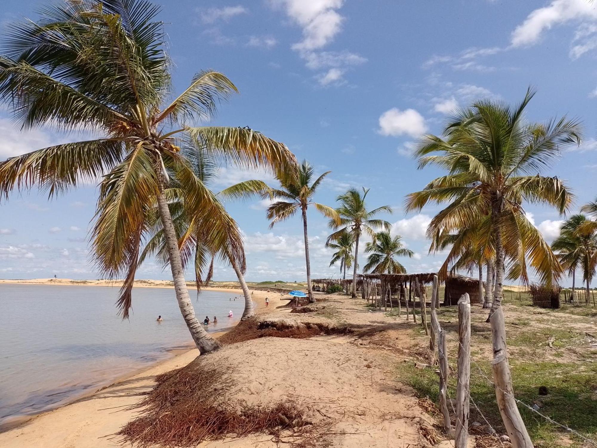 Chale Perto Da Praia Com Duas Suites E Varandao Pacatuba  Dış mekan fotoğraf
